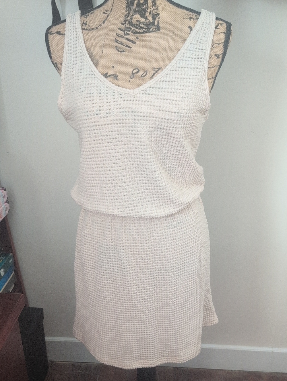 Cupshe Cream Textured Sleeveless Mini Dress